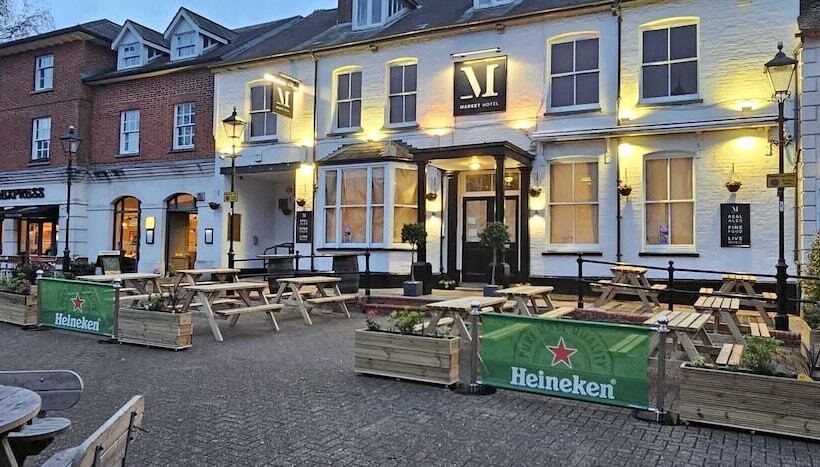 Отель The Market