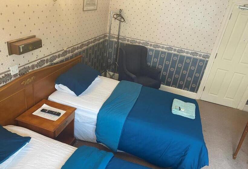 בית מלון כפרי The Royal Victoria & Bull