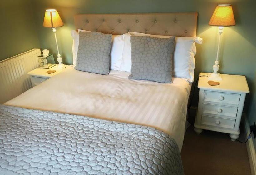 בית מלון כפרי The Salwey Arms