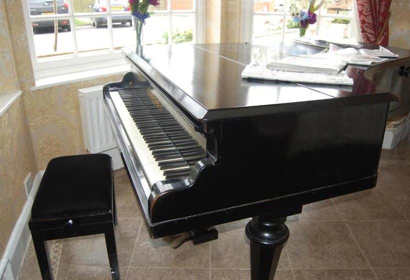 בית מלון כפרי Yellow Mountain