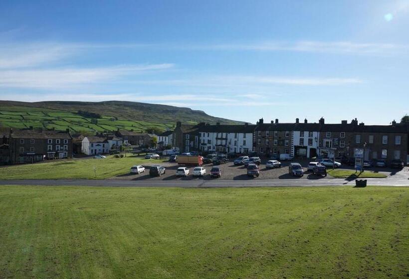 Ivy Cottage Bed & Breakfast