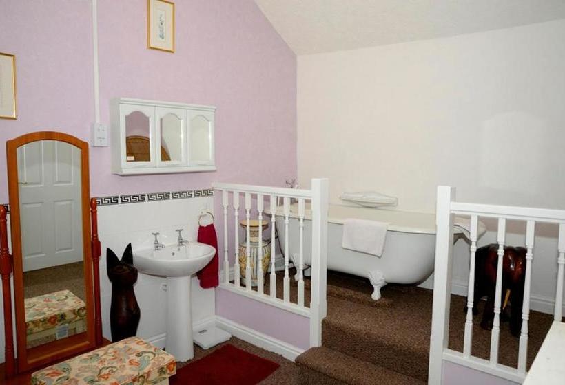 Ladywood House Bed And Breakfast