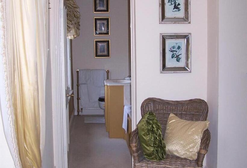 Lodge Farm Bed & Breakfast