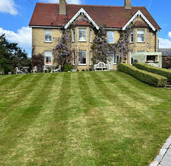 Lodge Farm Bed & Breakfast