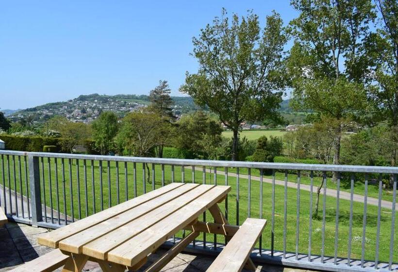 فندق على الطريق Newlands Holidays