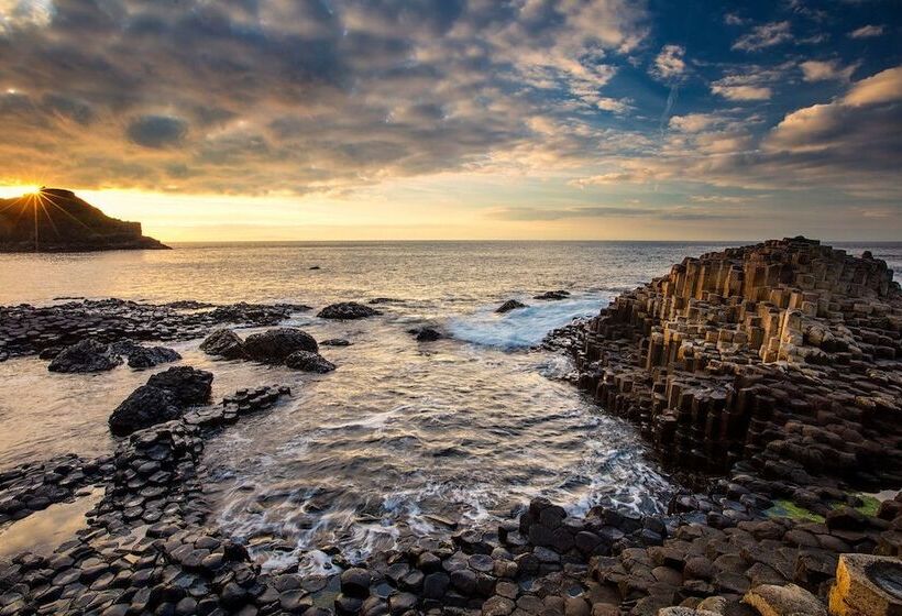 Portrush Holiday Hostel Guesthouse