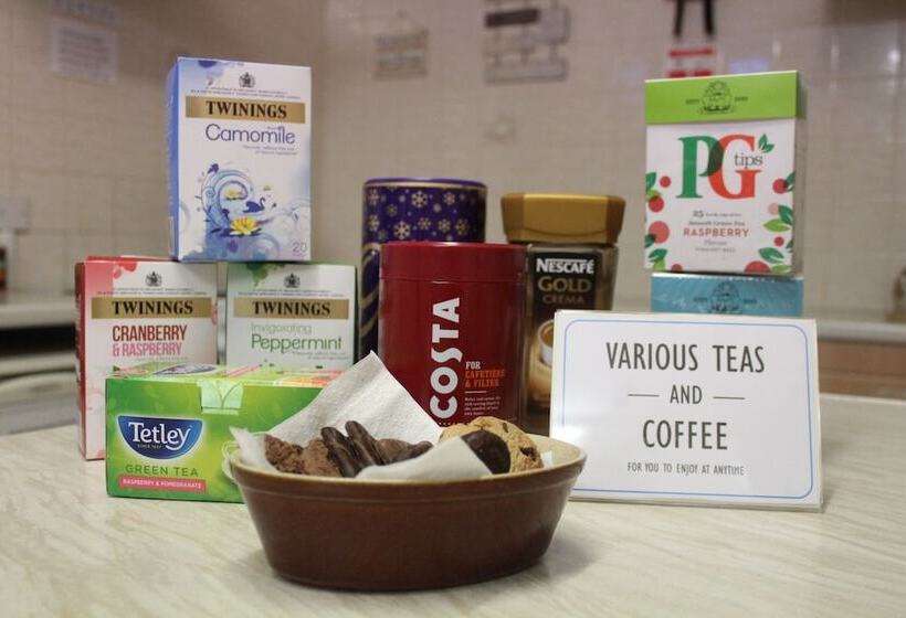 Portrush Holiday Hostel Guesthouse