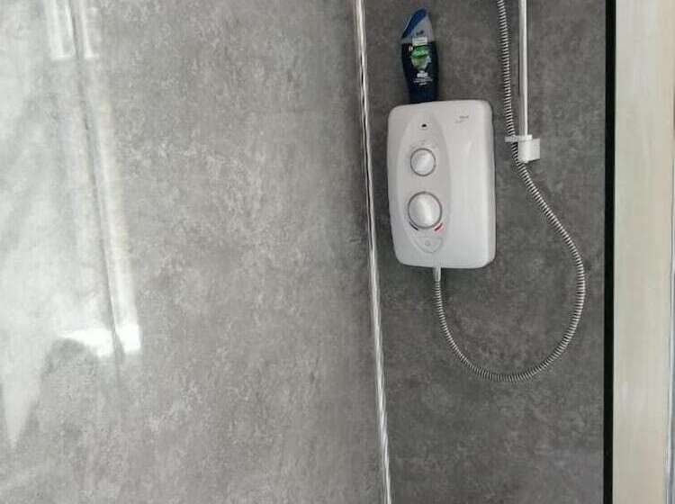 민박 Spring Grove Tavern