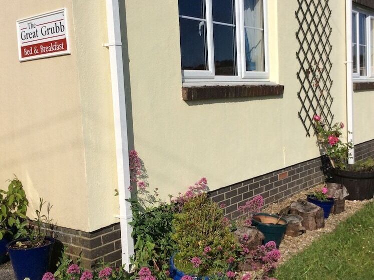 ベッドアンドブレックファースト The Great Grubb