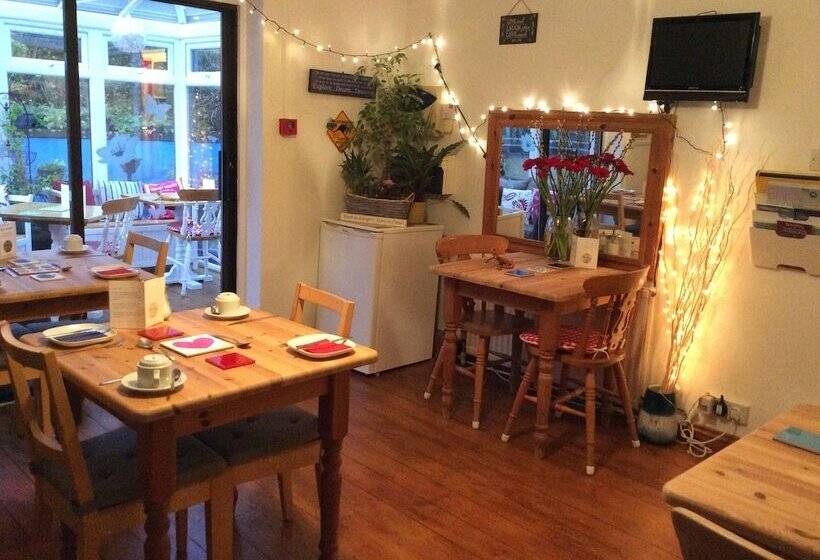 ベッドアンドブレックファースト The Great Grubb