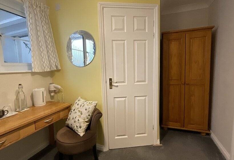 ベッドアンドブレックファースト The Great Grubb