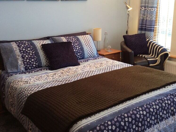 ベッドアンドブレックファースト The Great Grubb