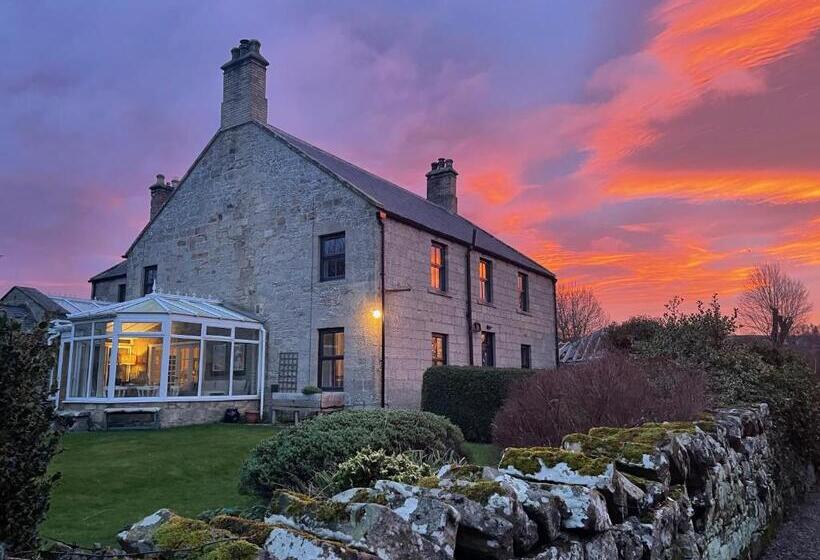 Thropton Demesne Farmhouse B&b