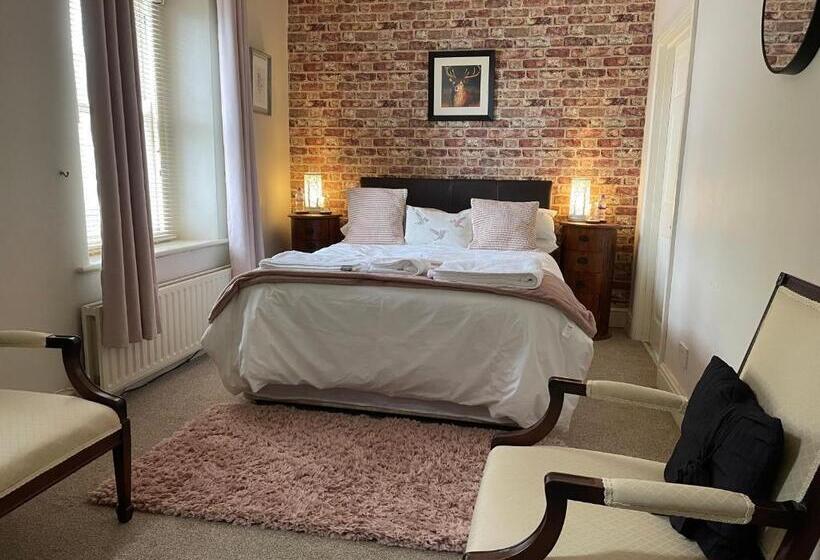 Thropton Demesne Farmhouse B&b