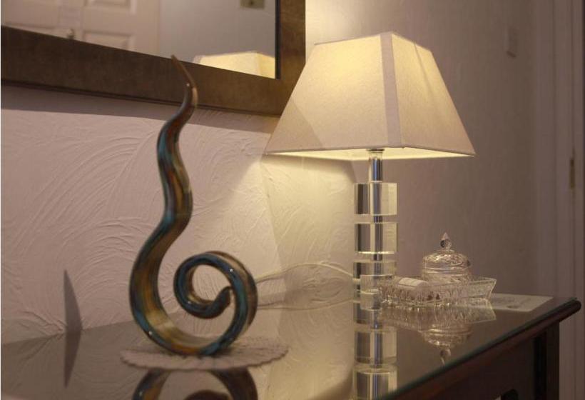 Ulceby Lodge Bed & Breakfast