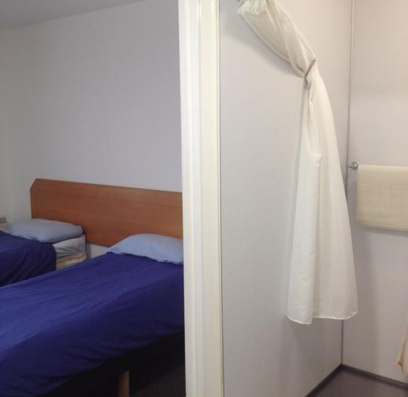 New Lanark Wee Row Hostel