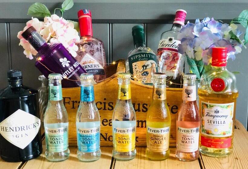 281 Hotel & Restaurant