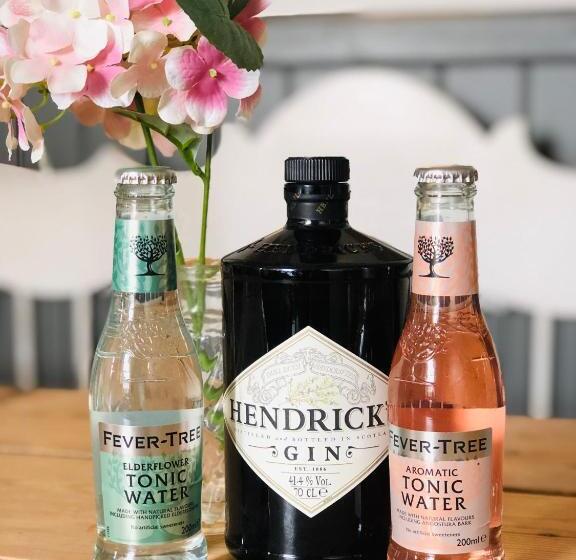 281 Hotel & Restaurant