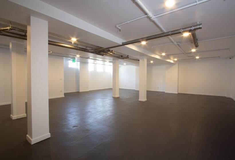 Air Venice On The Beach