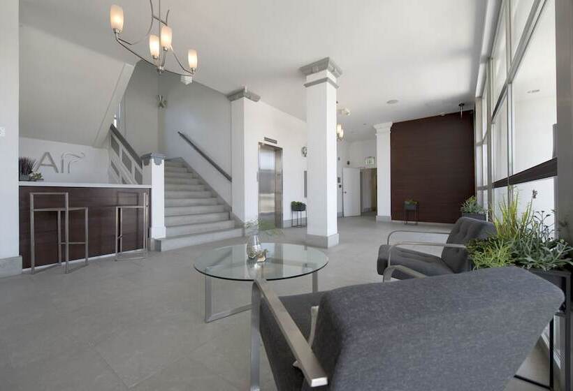 Air Venice On The Beach