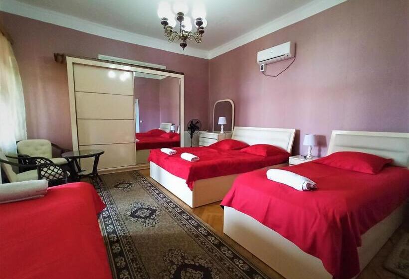 هاستل Guesthouse Lilia &wine Celler