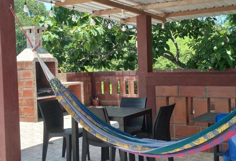 هاستل Hostal Casa Taisha