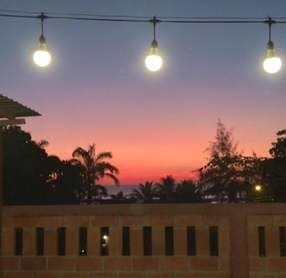 هاستل Hostal Casa Taisha