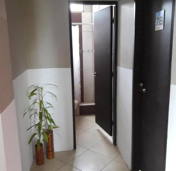 هاستل Hostal Casa Taisha