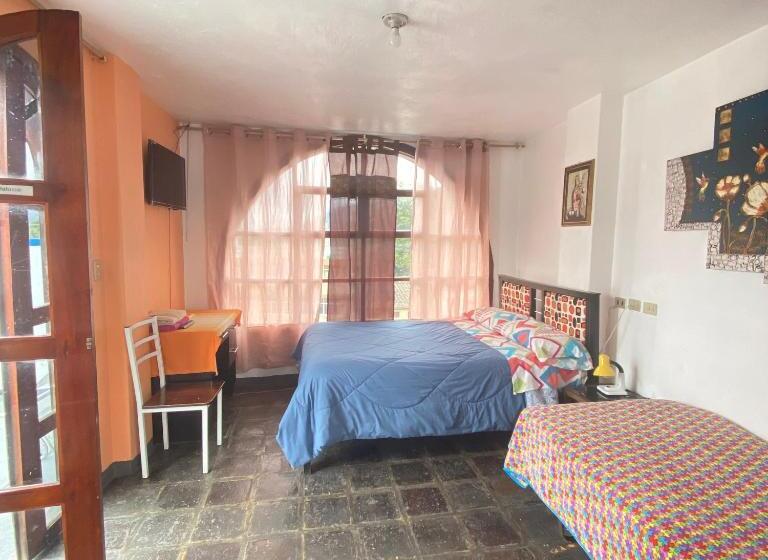 Общежитие Hostal Chasqui