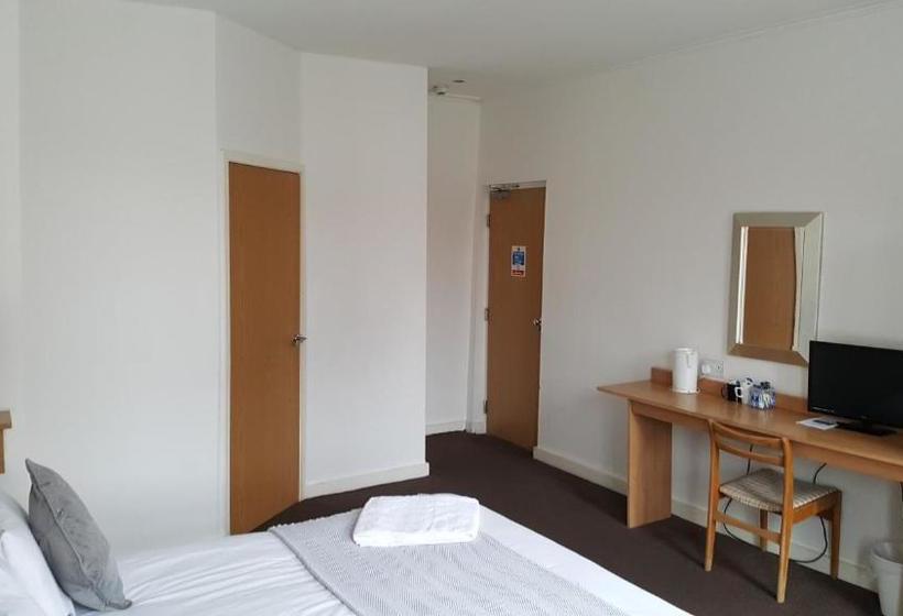 Общежитие Snooze Guest House