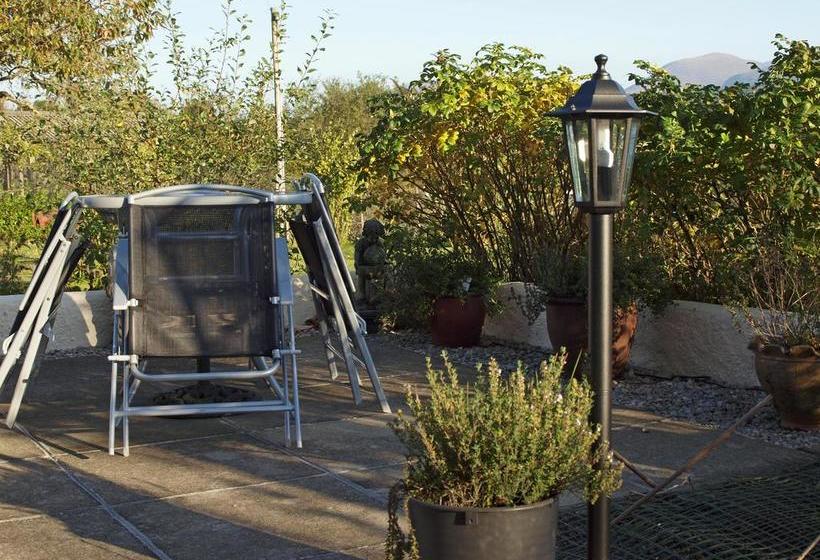 צימר Achnabobane Farmhouse