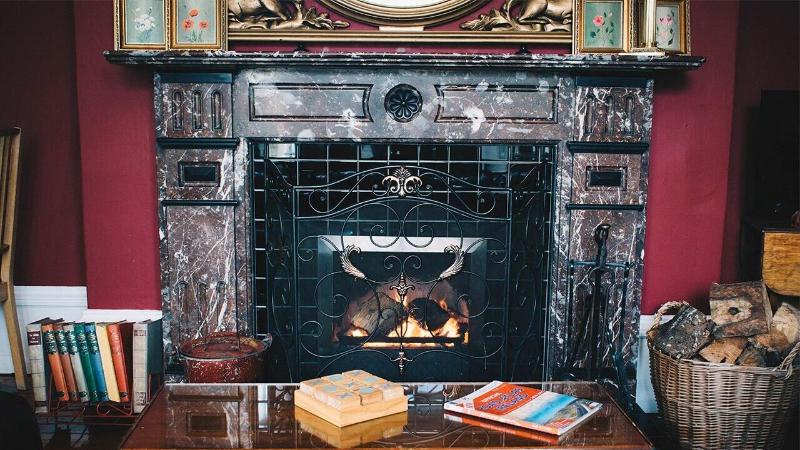 Bed and Breakfast Antrim House Guest Rooms & Suites