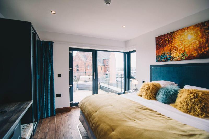 Bed and Breakfast Antrim House Guest Rooms & Suites