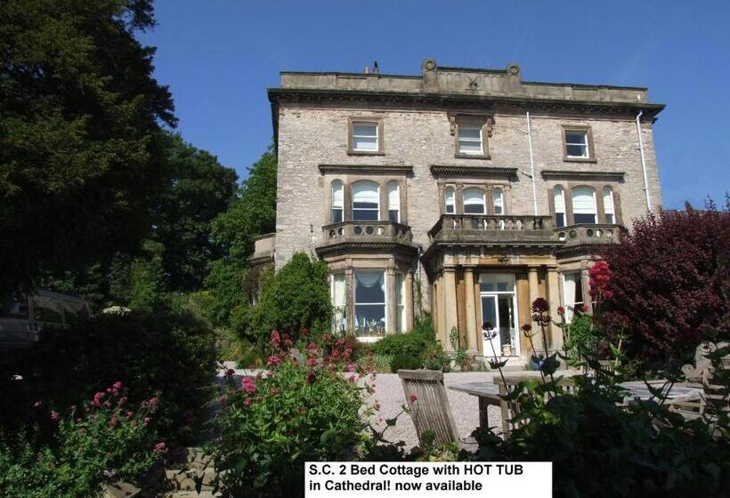 ベッドアンドブレックファースト Castle House B And B