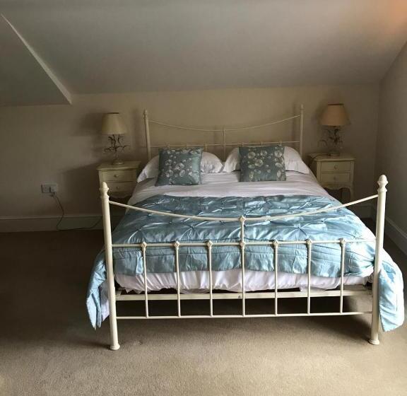 ベッドアンドブレックファースト Castle House B And B