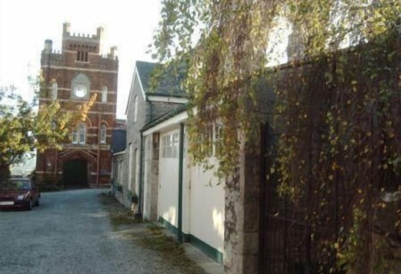 ベッドアンドブレックファースト Castle House B And B