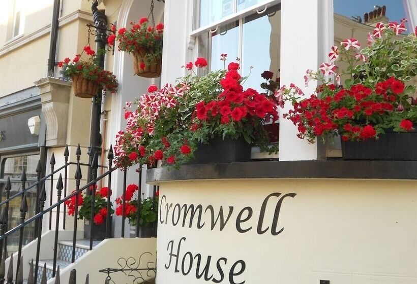 민박 Cromwell House