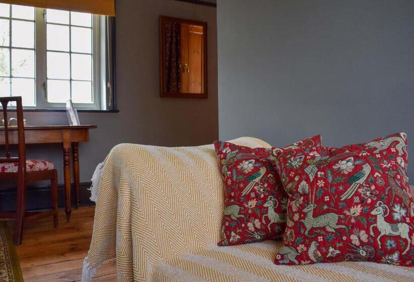 مبيت وإفطار Elloe Lodge