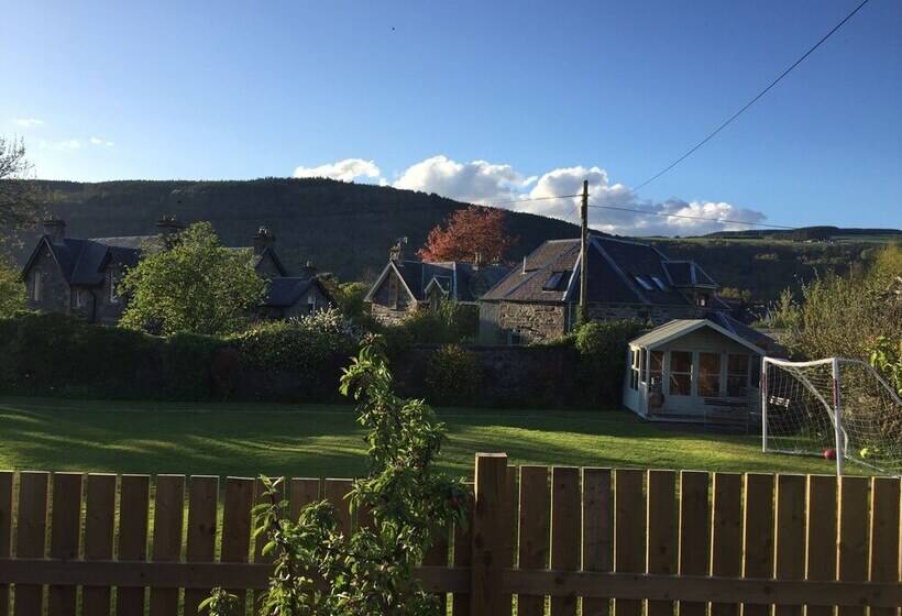 مبيت وإفطار Fernbank House