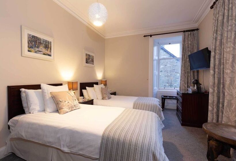 مبيت وإفطار Fernbank House