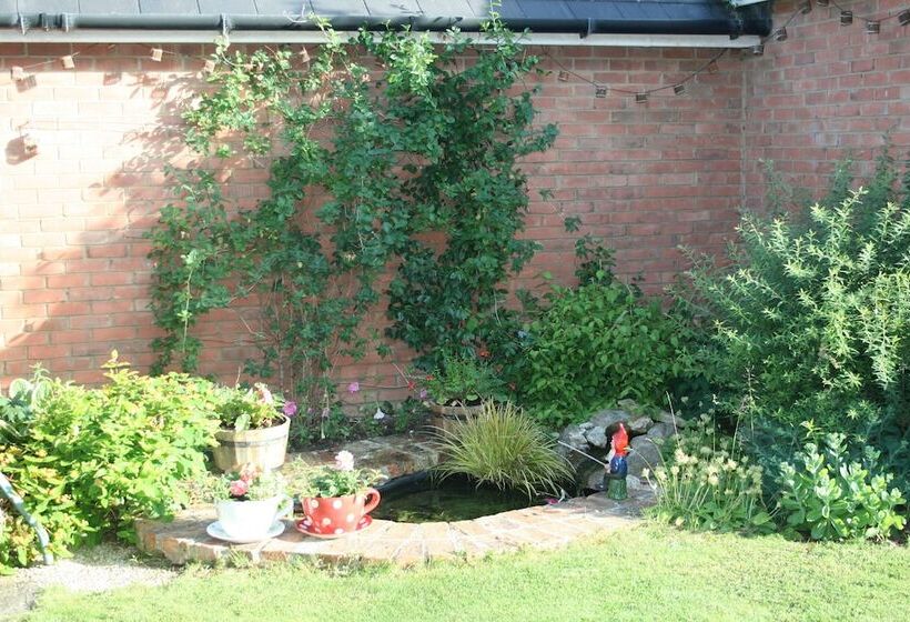 Bed and Breakfast Hanwell House