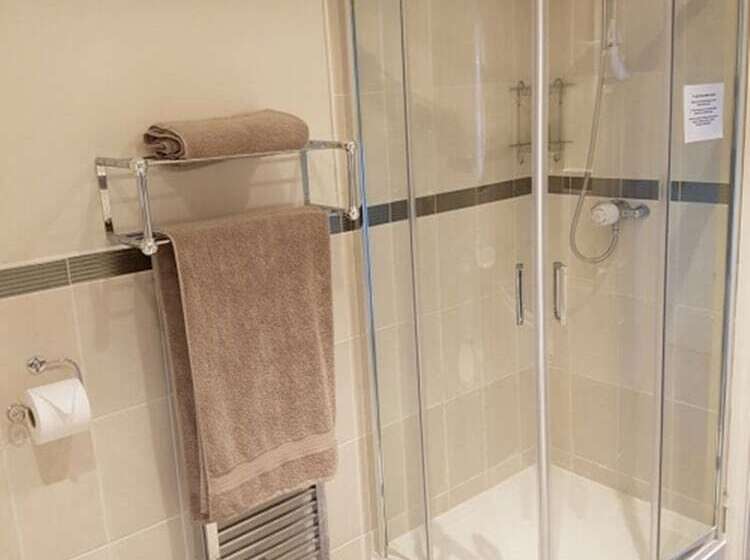 Bed and Breakfast Hanwell House