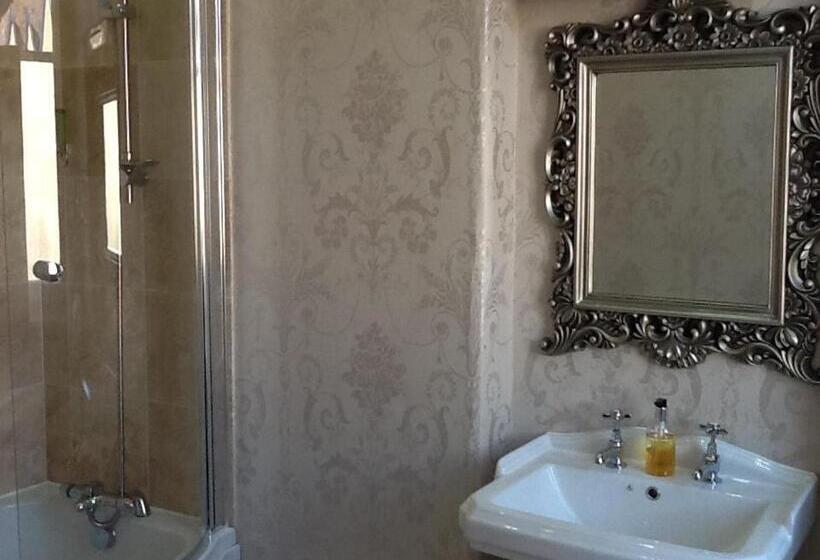 住宿加早餐  Haversham House  Adults Only