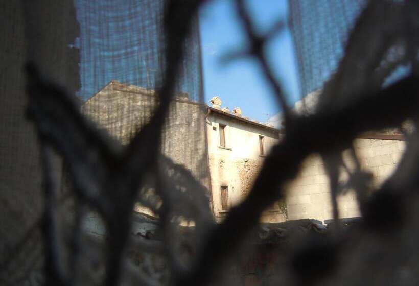 مبيت وإفطار La Casa Sù Le Dimore Del Borgo