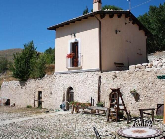 مبيت وإفطار La Casa Sù Le Dimore Del Borgo