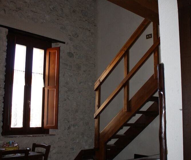 مبيت وإفطار La Casa Sù Le Dimore Del Borgo