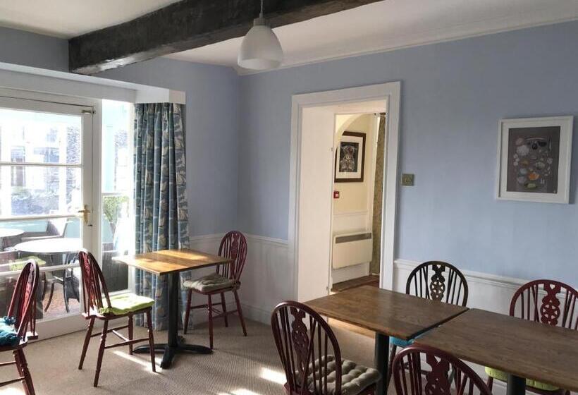 Bed and Breakfast Lawrenny Lodge