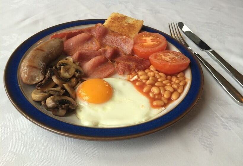 ベッドアンドブレックファースト Newcourt Barton