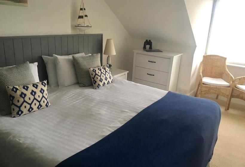 مبيت وإفطار Seabreeze Restaurant With Rooms