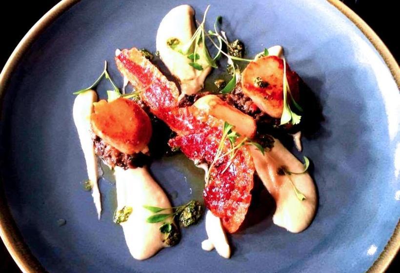 مبيت وإفطار Seabreeze Restaurant With Rooms